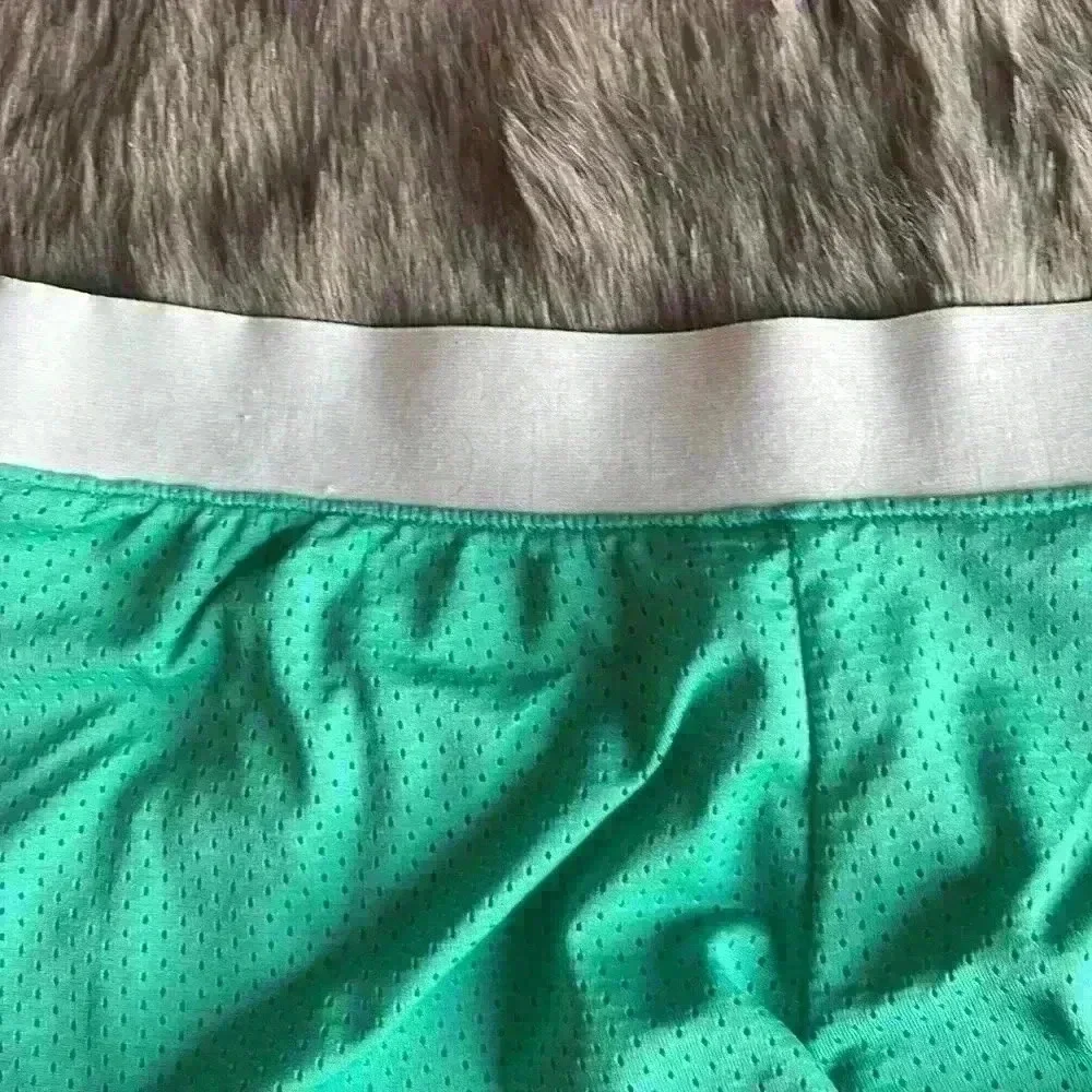 Nike Dri-Fit Mesh Running Shorts - Picture 3 of 7